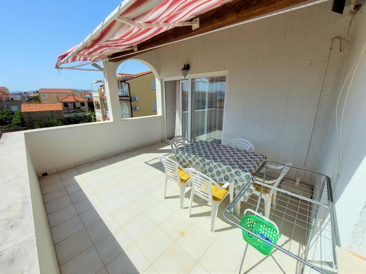 סרימה Apartments Neva & Neva Beach House מראה חיצוני תמונה