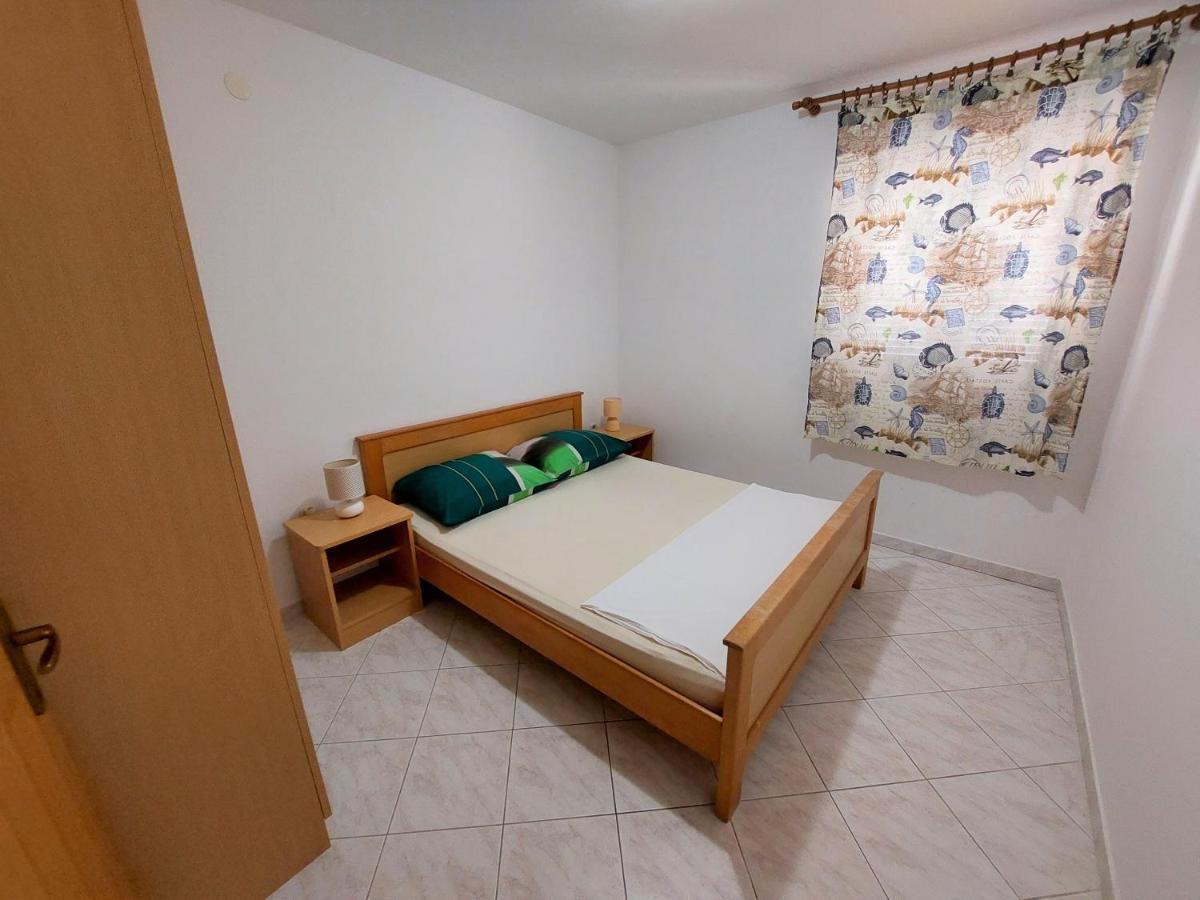 סרימה Apartments Neva & Neva Beach House מראה חיצוני תמונה