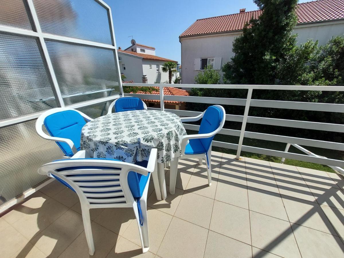 סרימה Apartments Neva & Neva Beach House מראה חיצוני תמונה