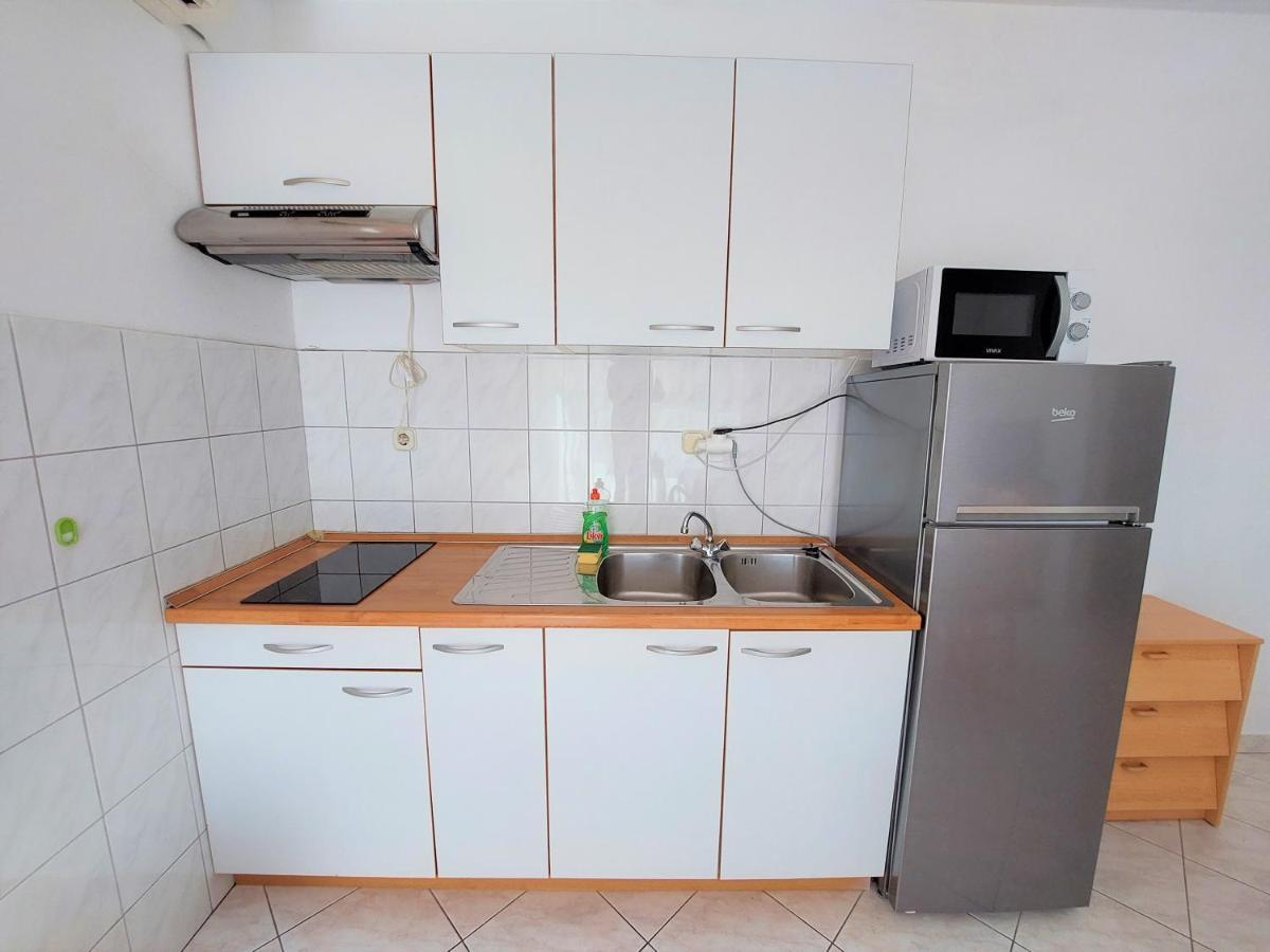 סרימה Apartments Neva & Neva Beach House מראה חיצוני תמונה