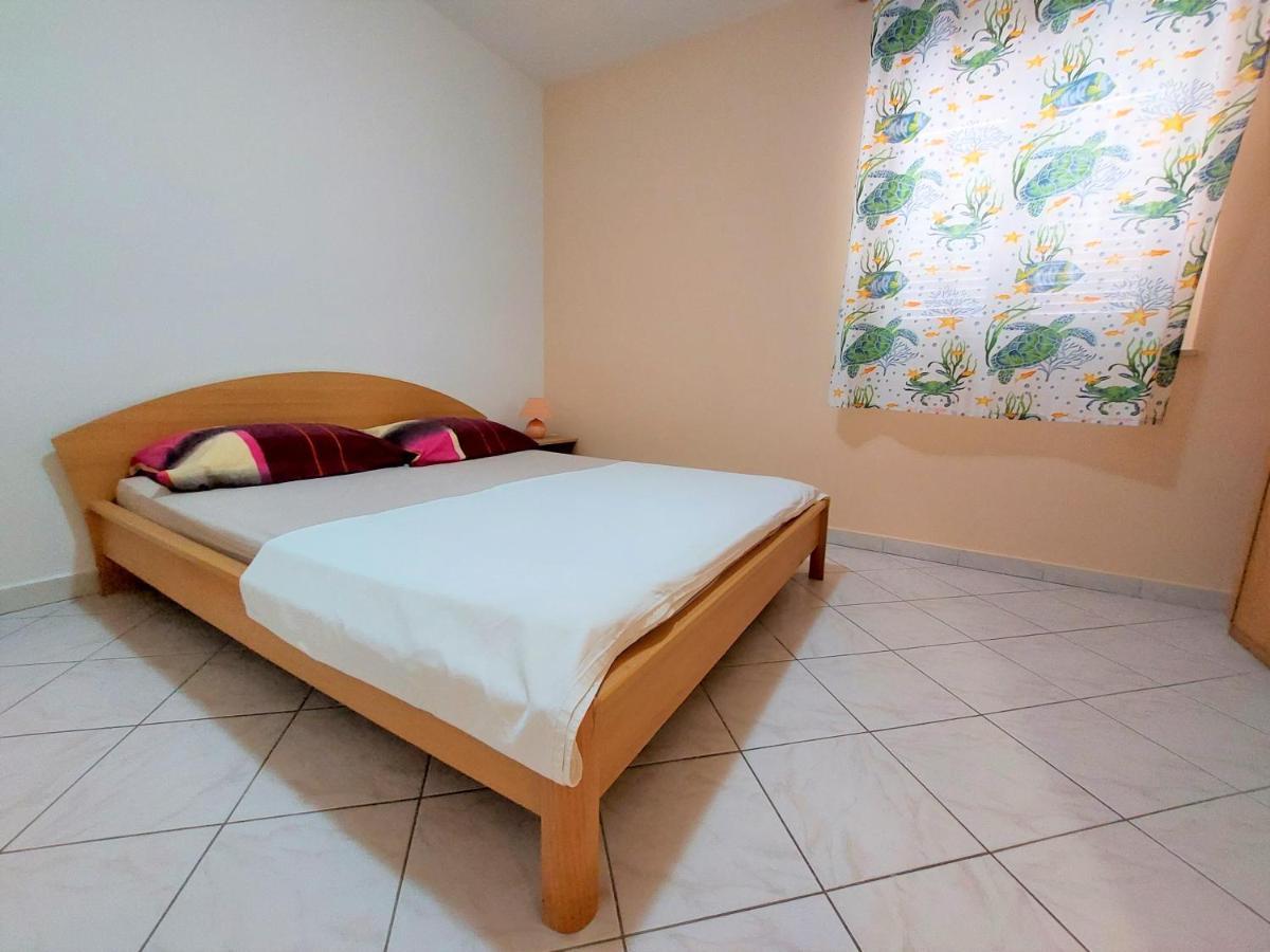 סרימה Apartments Neva & Neva Beach House מראה חיצוני תמונה