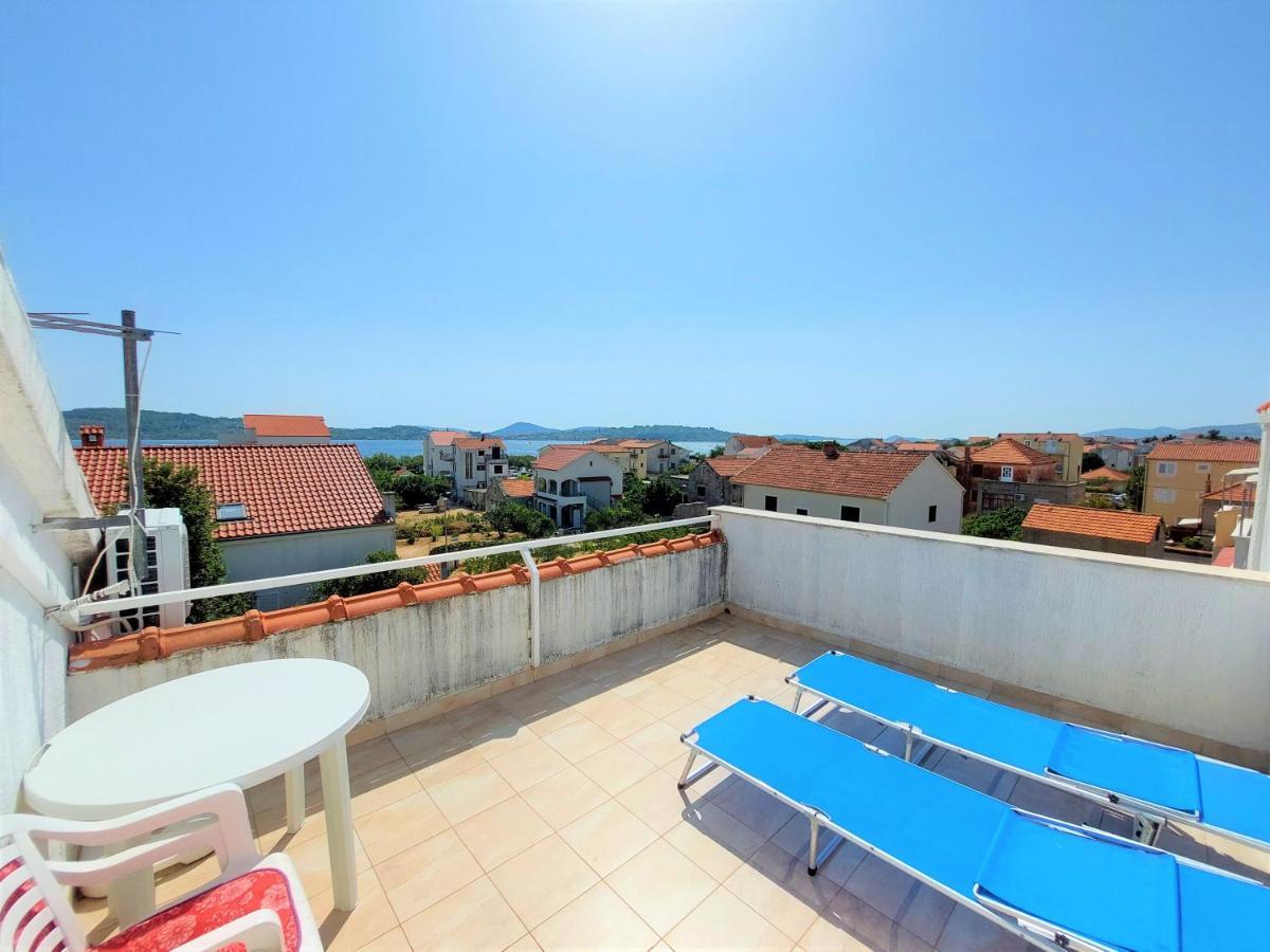 סרימה Apartments Neva & Neva Beach House מראה חיצוני תמונה