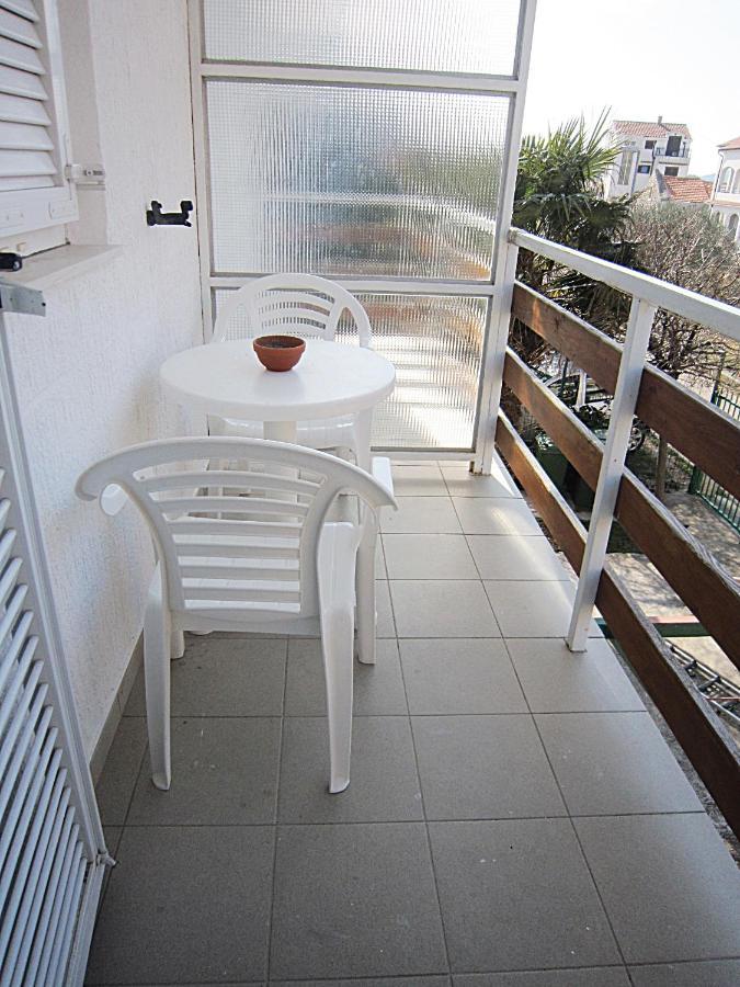 סרימה Apartments Neva & Neva Beach House מראה חיצוני תמונה