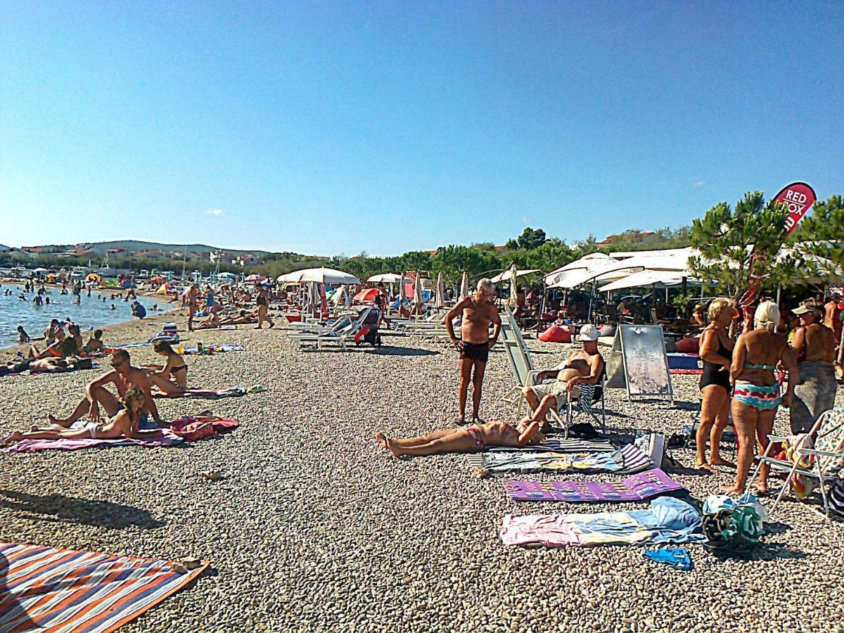 סרימה Apartments Neva & Neva Beach House מראה חיצוני תמונה
